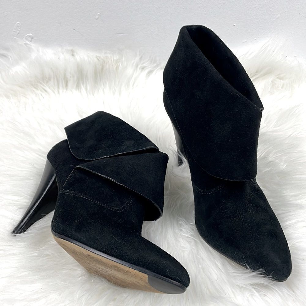 VIA SPIGA black suede ankle heel booties 7M